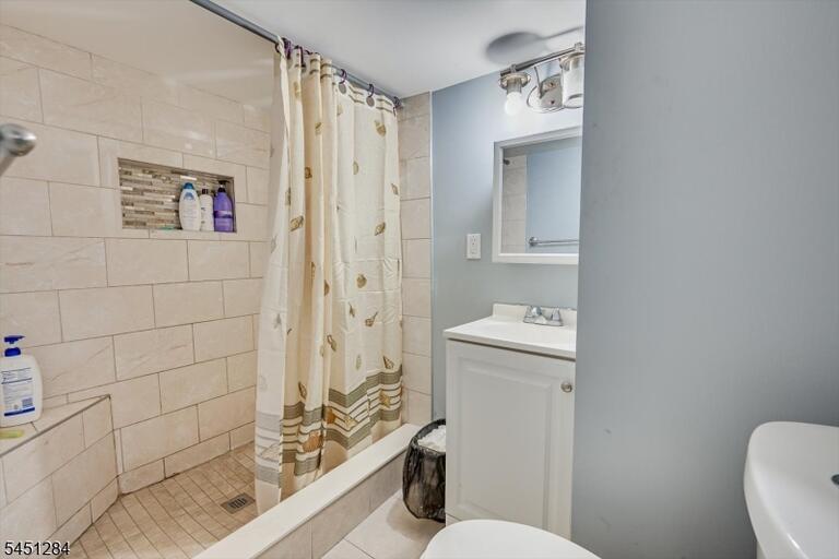 Property listing MLS 4044630 photo 37