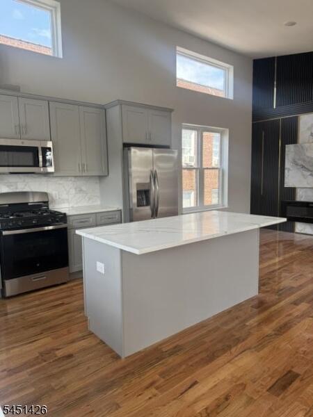 Property listing MLS 4044750 photo 9