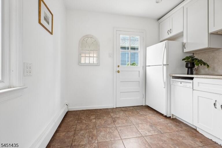 Property listing MLS 4044753 photo 15