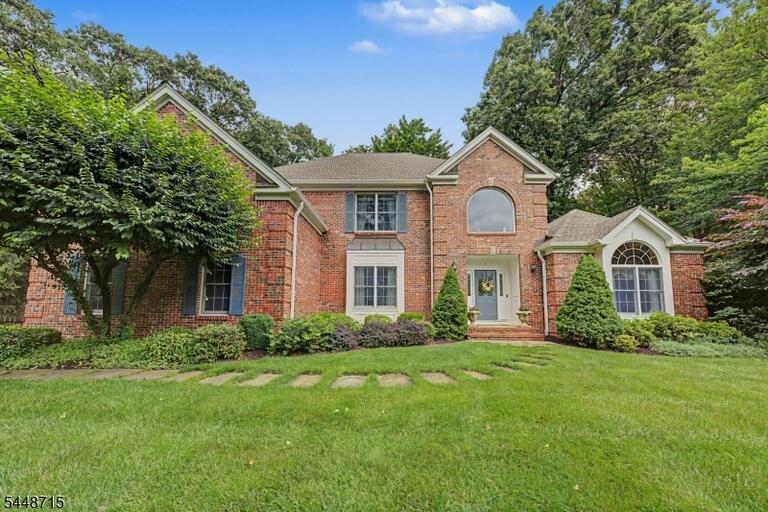 Property listing MLS 4044765 photo 2