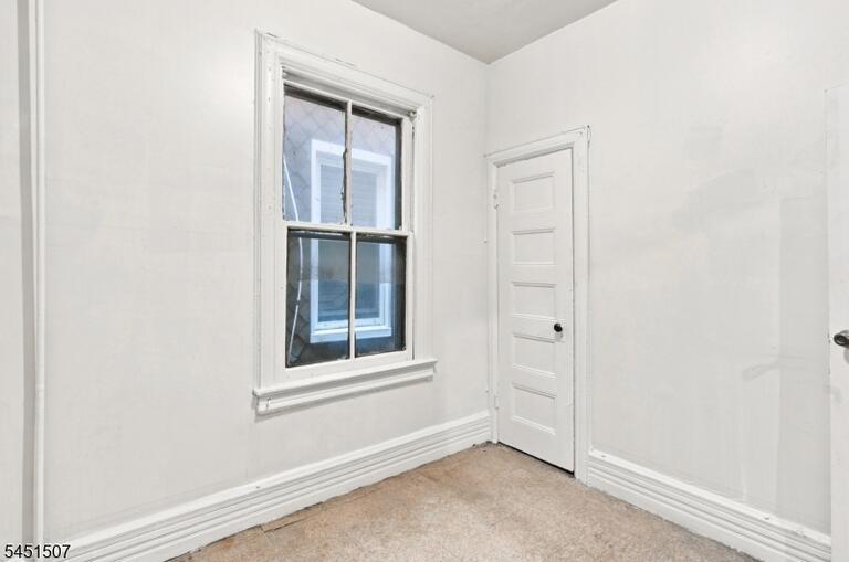 Property listing MLS 4044807 photo 13