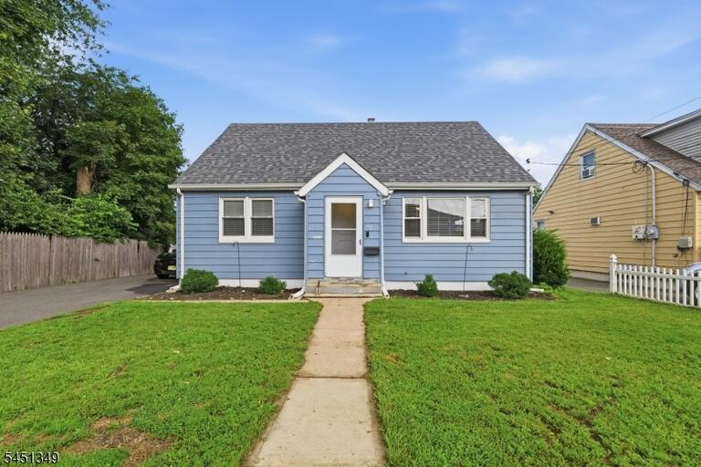 Property listing MLS 4044812 photo 3