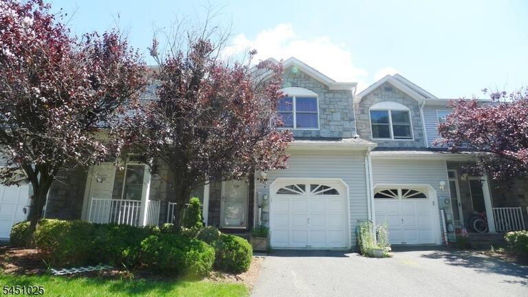 Property listing MLS 4044833 photo 6