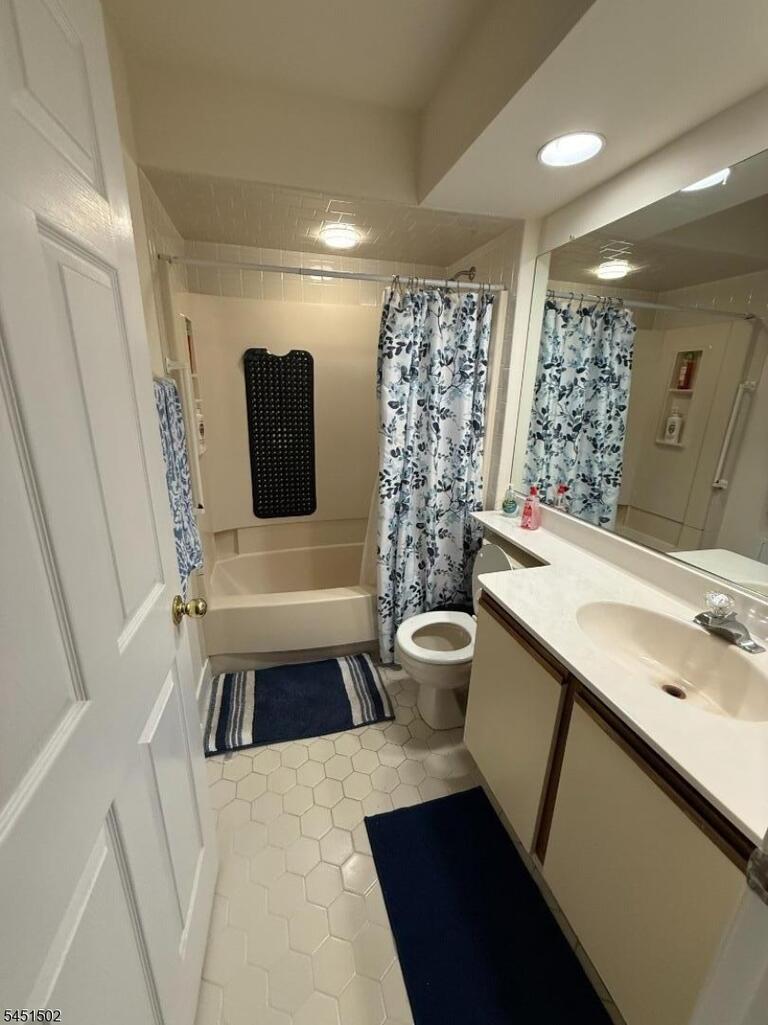 Property listing MLS 4044835 photo 11