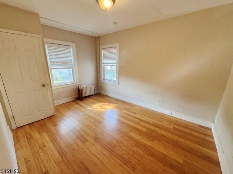 Property listing MLS 4044841 photo 6