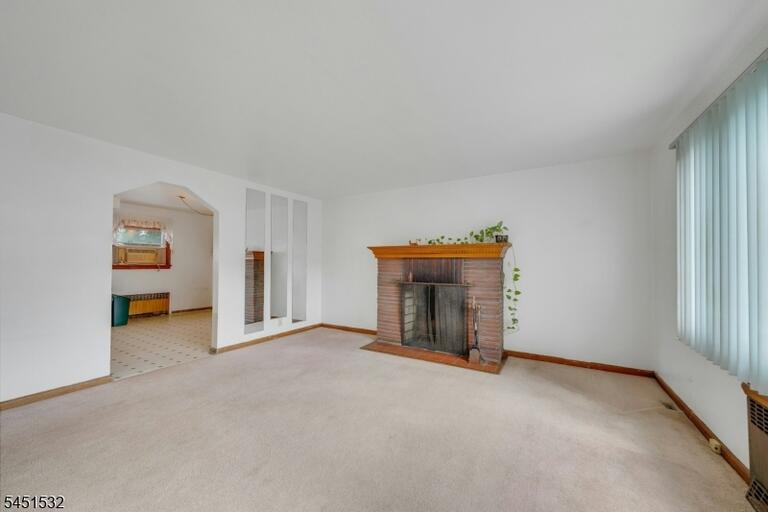 Property listing MLS 4044844 photo 8