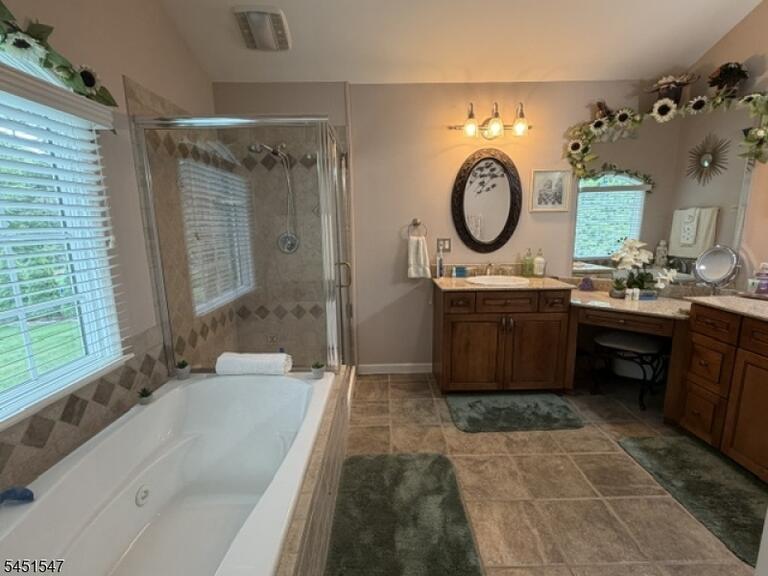 Property listing MLS 4044855 photo 14