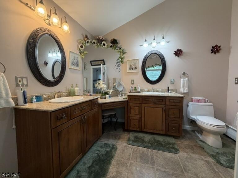 Property listing MLS 4044855 photo 15