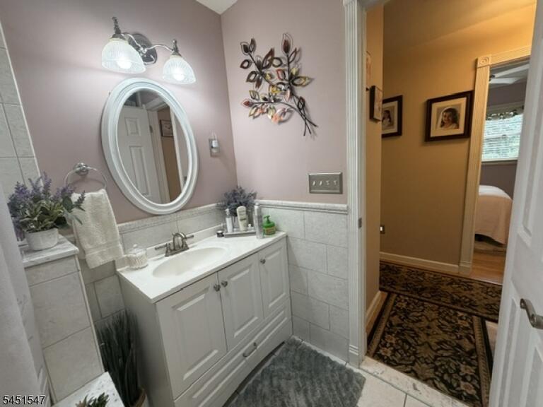 Property listing MLS 4044855 photo 23