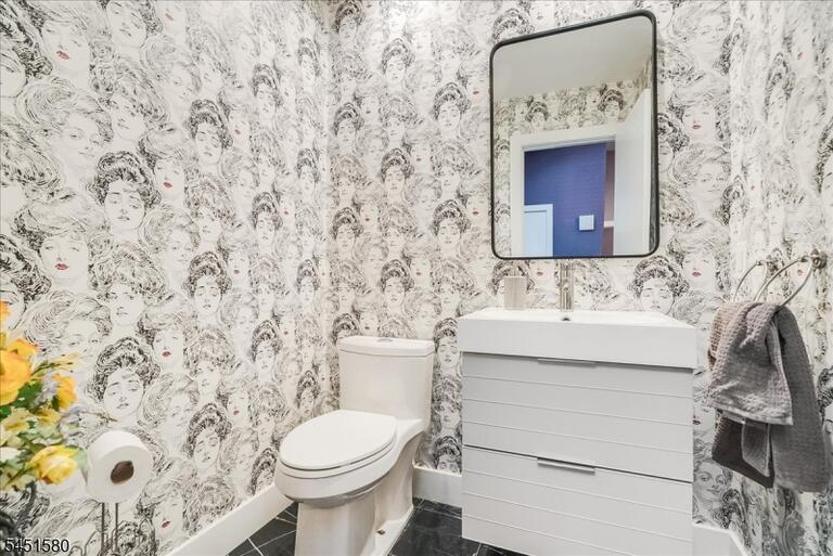 Property listing MLS 4044880 photo 20
