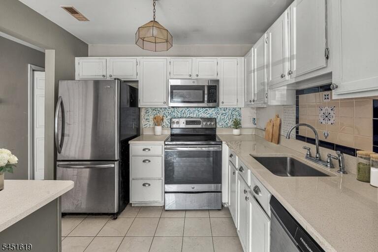 Property listing MLS 4044911 photo 21