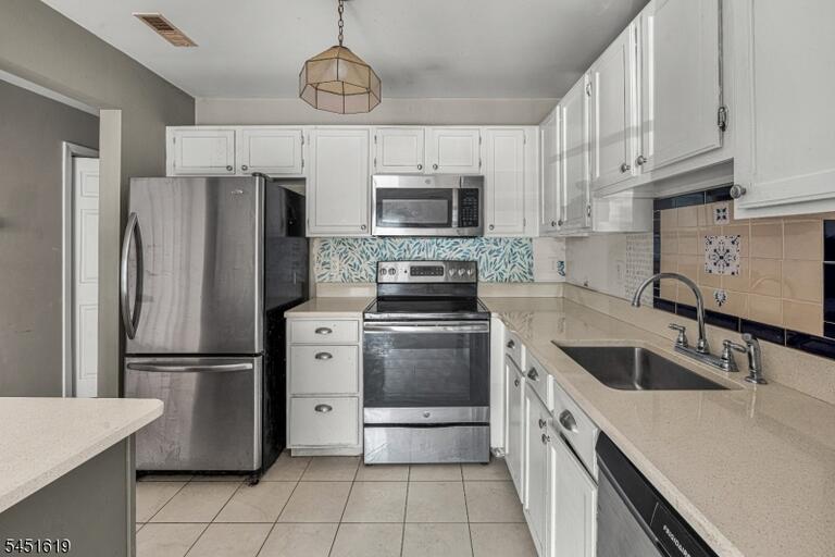 Property listing MLS 4044911 photo 22