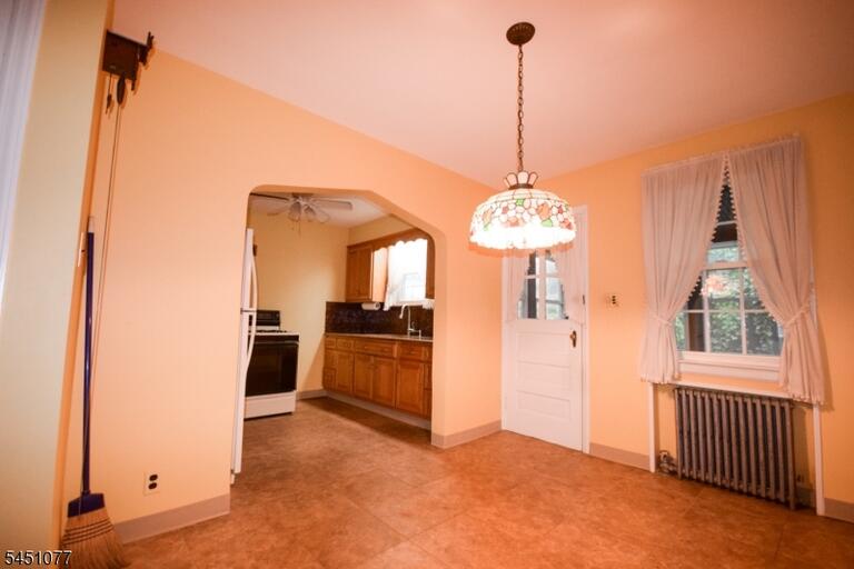 Property listing MLS 4044971 photo 5