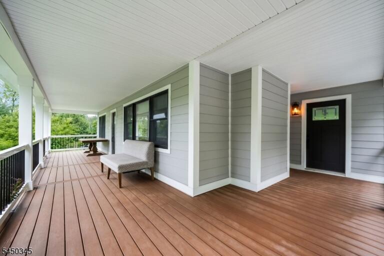 Property listing MLS 4044987 photo 6