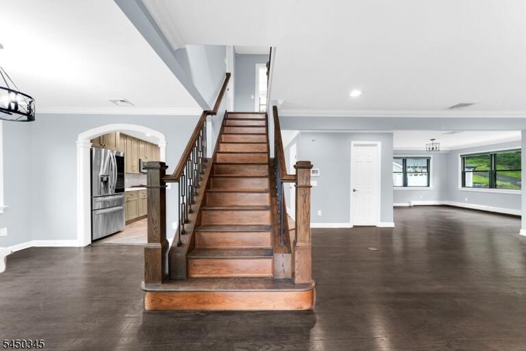 Property listing MLS 4044987 photo 8