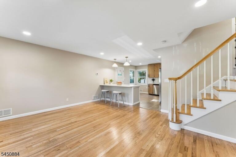 Property listing MLS 4045045 photo 11