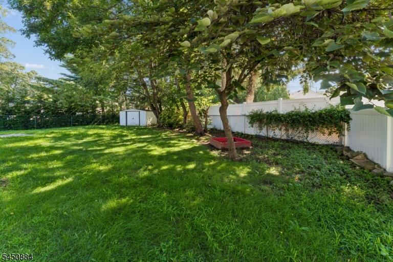 Property listing MLS 4045045 photo 39