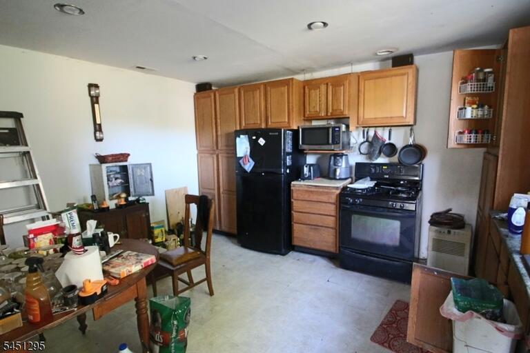Property listing MLS 4045093 photo 23