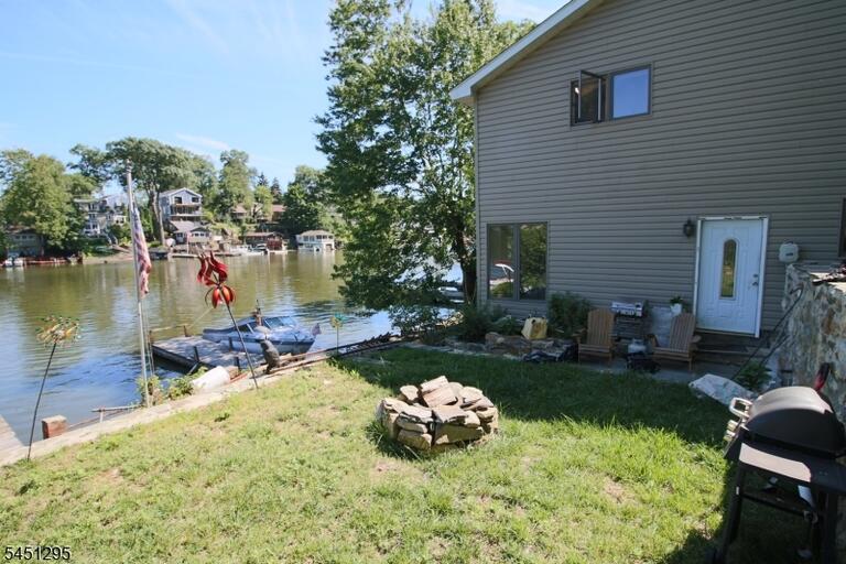 Property listing MLS 4045093 photo 4