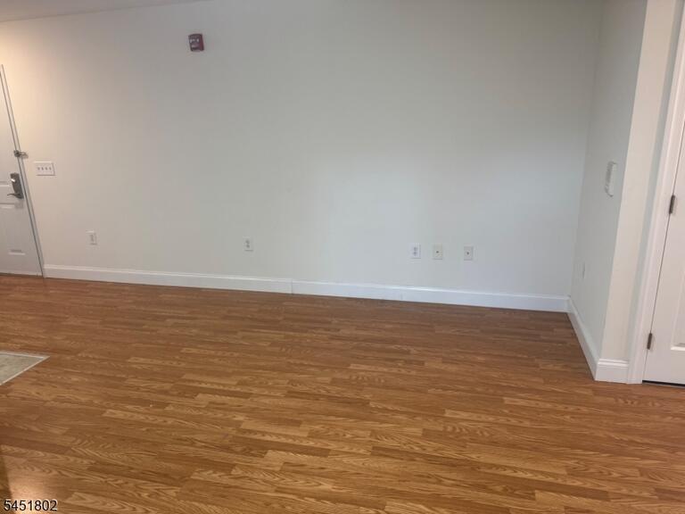 Property listing MLS 4045101 photo 10
