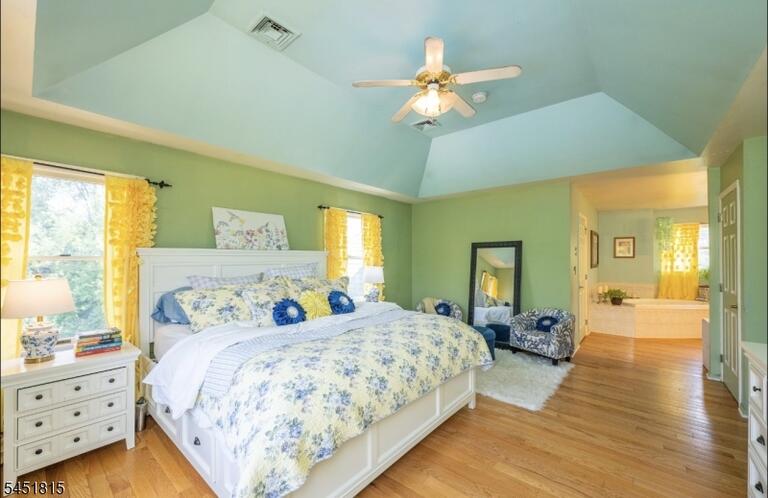 Property listing MLS 4045111 photo 19