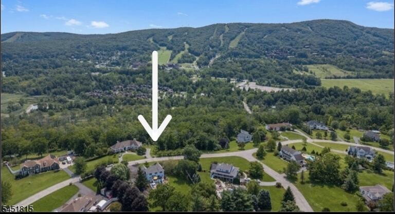 Property listing MLS 4045111 photo 3