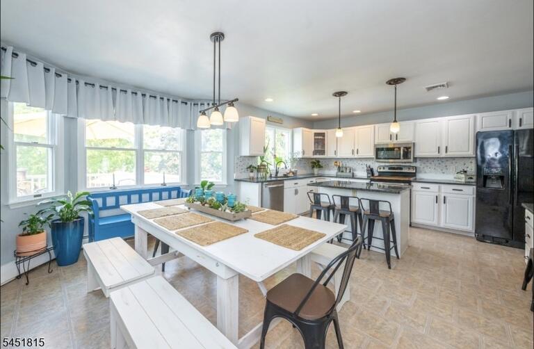 Property listing MLS 4045111 photo 7