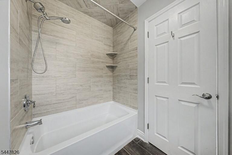 Property listing MLS 4045121 photo 33