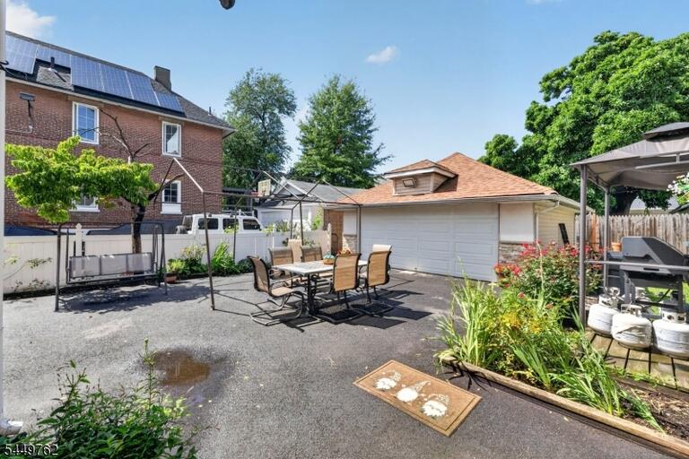 Property listing MLS 4045140 photo 29
