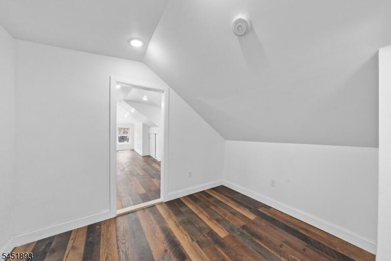 Property listing MLS 4045180 photo 10