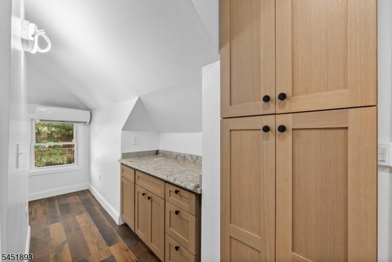 Property listing MLS 4045180 photo 12