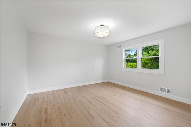 Property listing MLS 4045189 photo 31