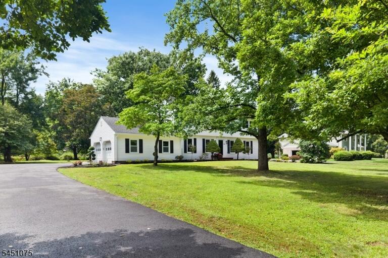 Property listing MLS 4045189 photo 40