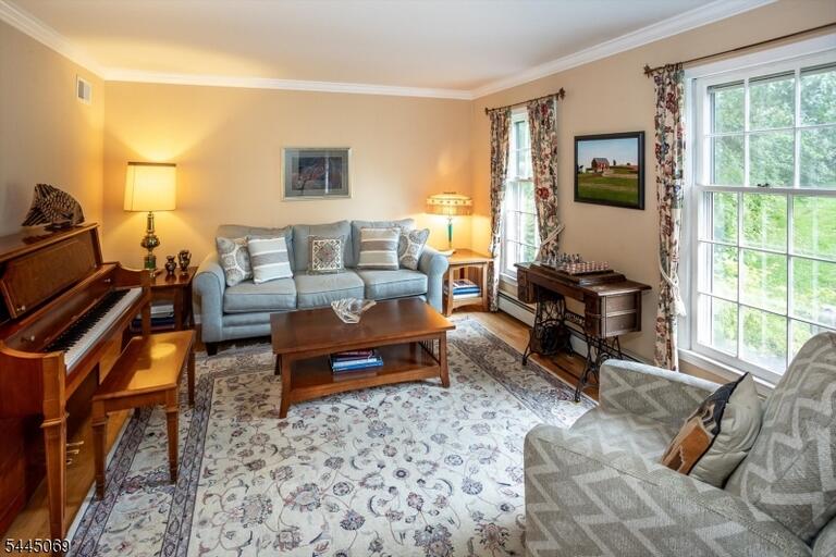 Property listing MLS 4045202 photo 17