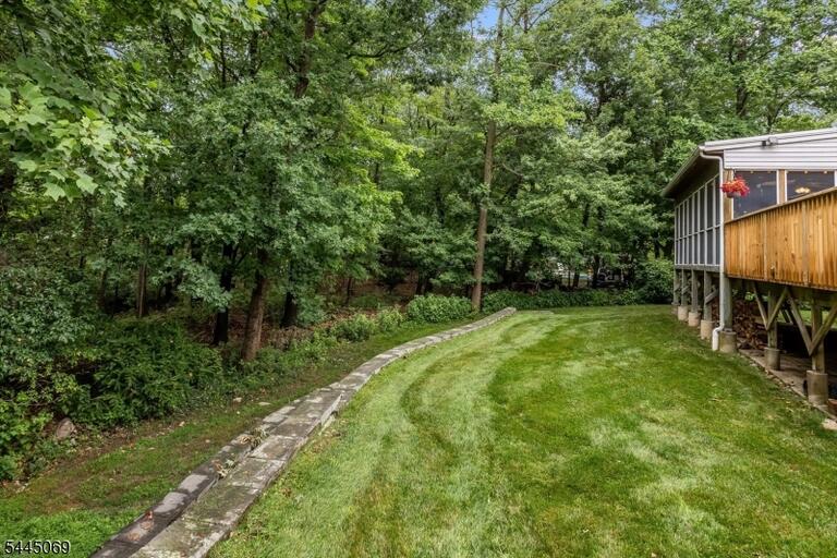 Property listing MLS 4045202 photo 42