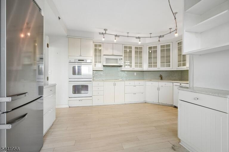 Property listing MLS 4045226 photo 10