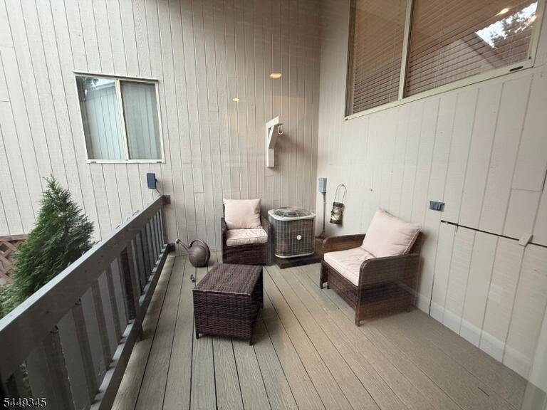 Property listing MLS 4045242 photo 15