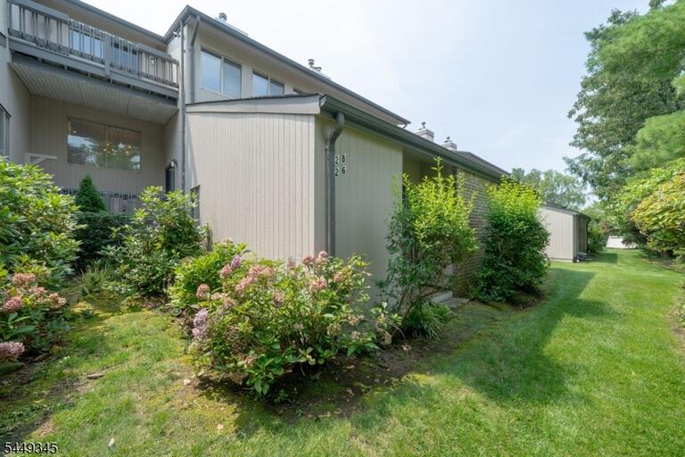 Property listing MLS 4045242 photo 23