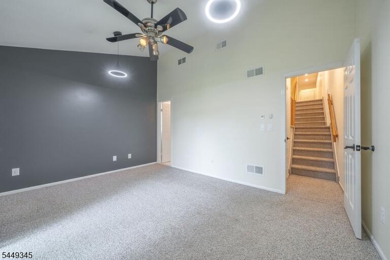 Property listing MLS 4045242 photo 24
