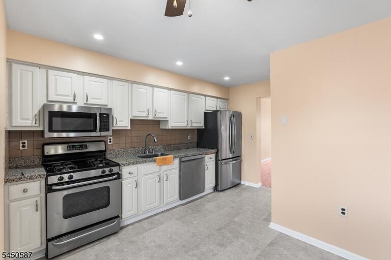 Property listing MLS 4045248 photo 4