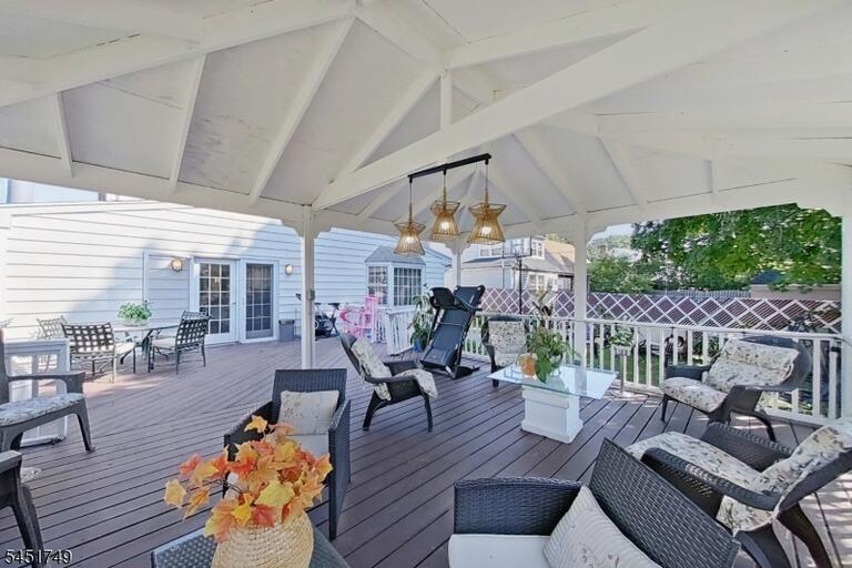 Property listing MLS 4045297 photo 14