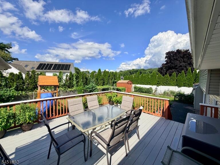 Property listing MLS 4045373 photo 35