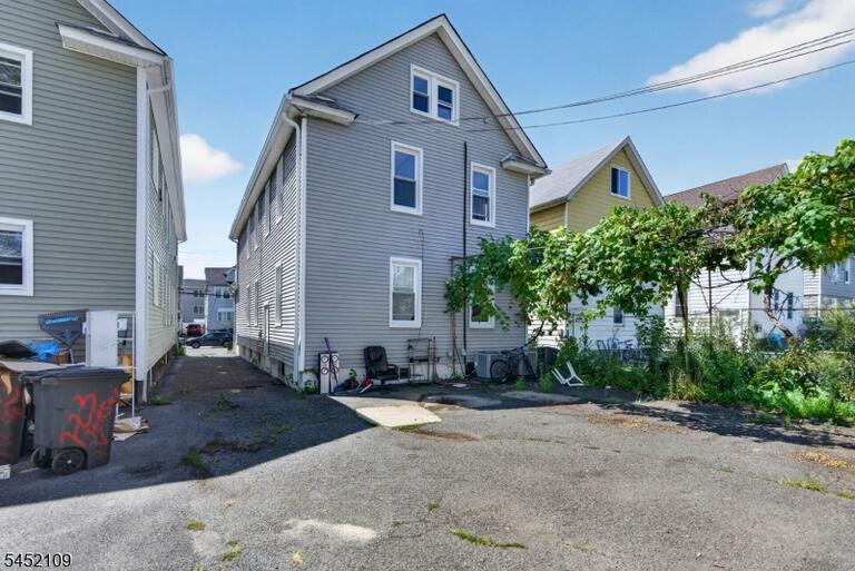 Property listing MLS 4045395 photo 38
