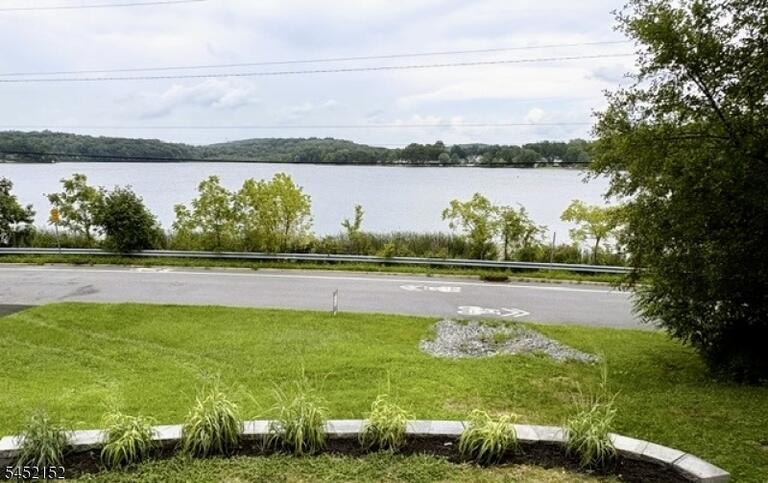 Property listing MLS 4045408 photo 6