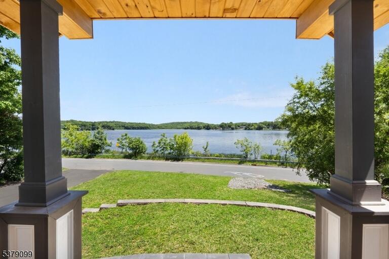 Property listing MLS 4045408 photo 7