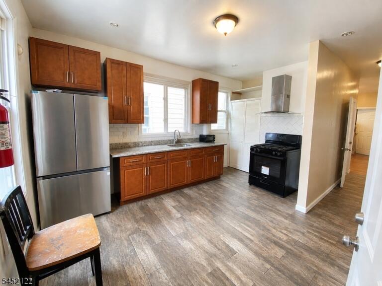 Property listing MLS 4045423 photo 5