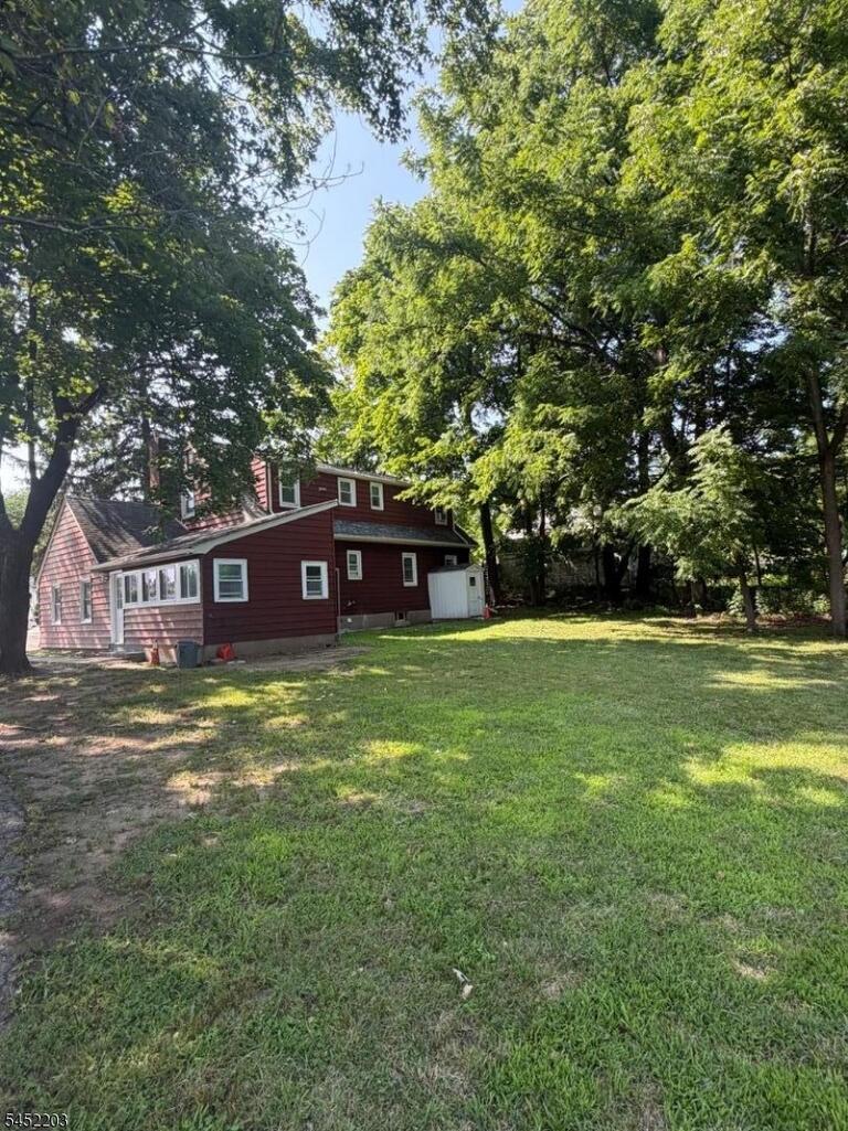 Property listing MLS 4045458 photo 2