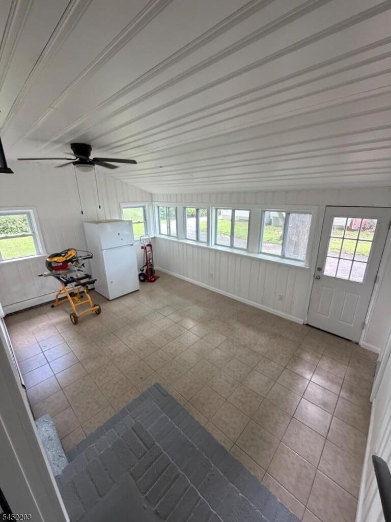 Property listing MLS 4045458 photo 22