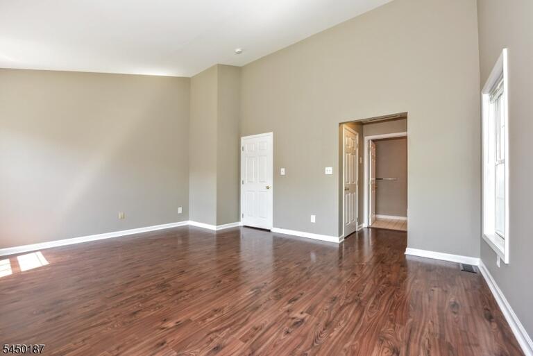 Property listing MLS 4045494 photo 15