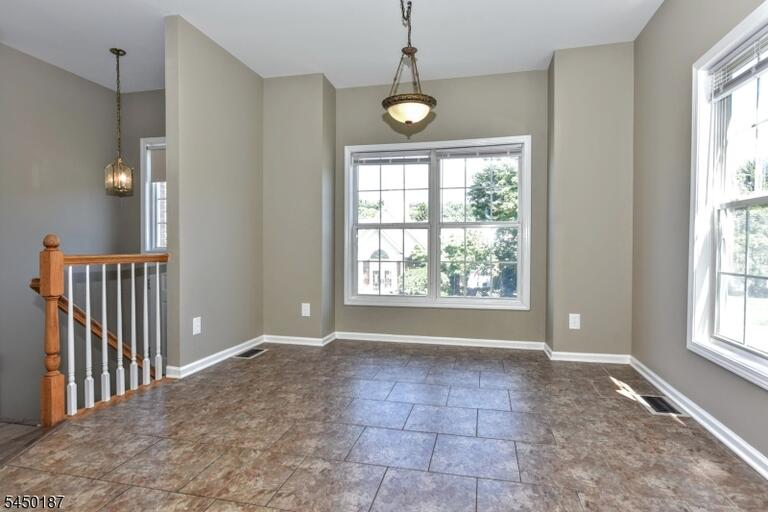 Property listing MLS 4045494 photo 4